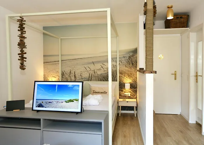 Deine Strandburg Juist